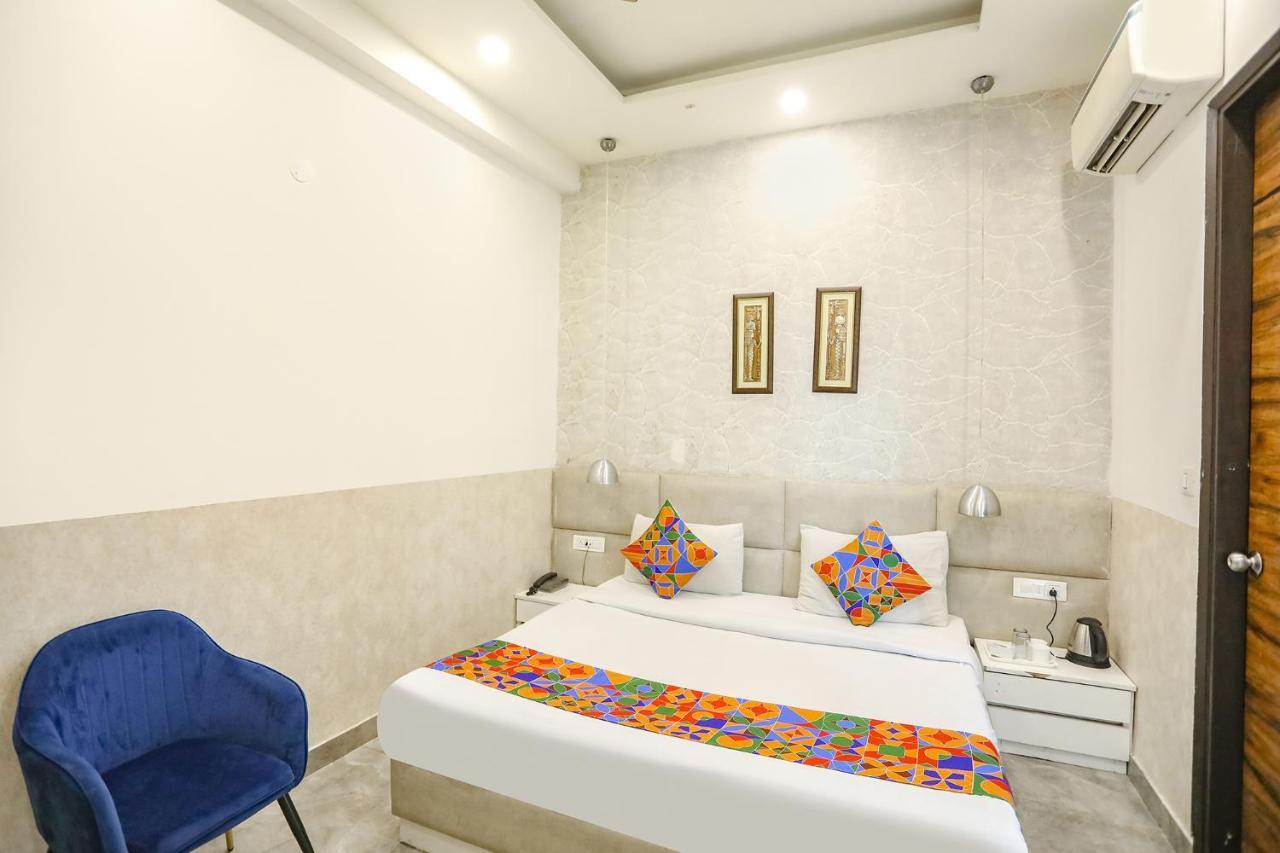 נוידה Fabhotel F9 Sector 19 מראה חיצוני תמונה