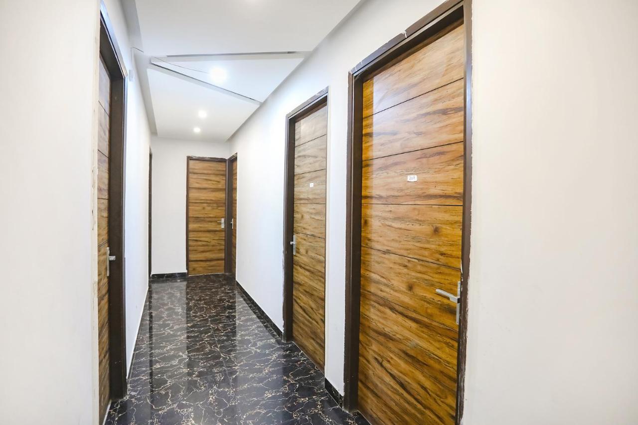 נוידה Fabhotel F9 Sector 19 מראה חיצוני תמונה