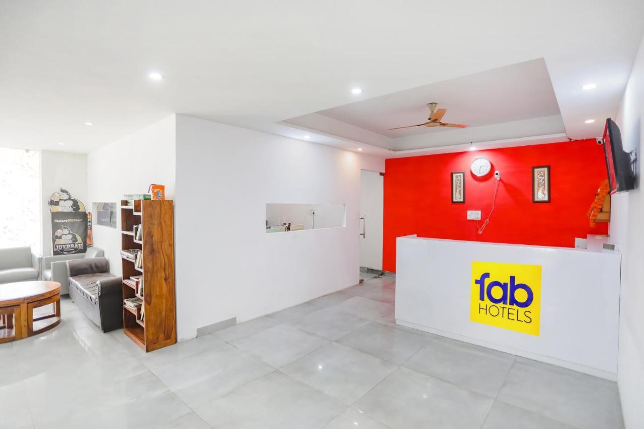 נוידה Fabhotel F9 Sector 19 מראה חיצוני תמונה