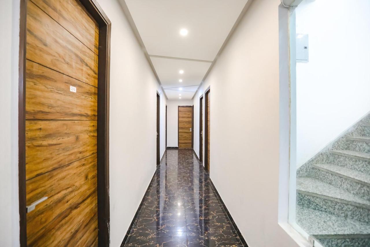 נוידה Fabhotel F9 Sector 19 מראה חיצוני תמונה